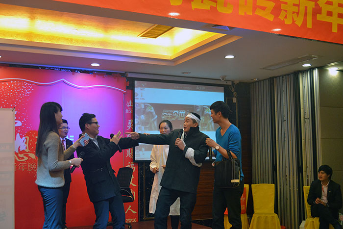 销售部演出小品《不可让他走》