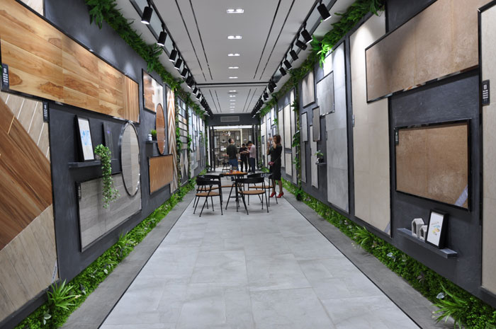 “一带一起  设计营销”，，，，，，，与O2O零售新模式携手，，，，，，，2017年，，，，，，，永利中国将勇往直前，，，，，，，开拓新战。。。。。