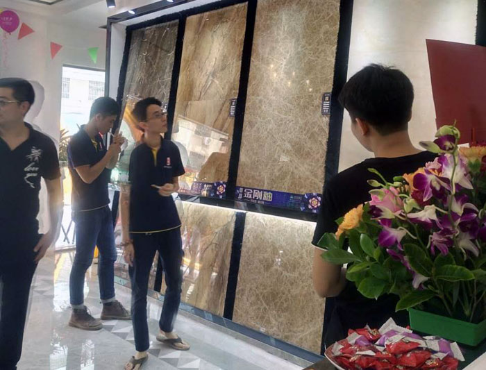 永利中国 瓷砖代理  陶瓷一线品牌 普宁 开业