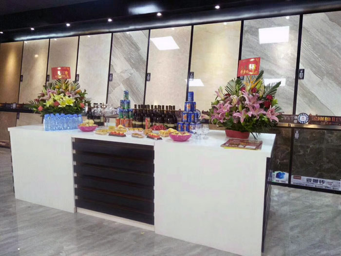 陶瓷一线品牌永利中国瓷砖澄海店十一开业，，，，，，，，好礼、优惠送一直