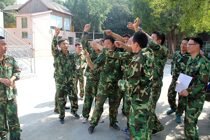 2017年2月13-15日，，，，，，永利中国“虎狼道”户外拓展训练圆满竣事
